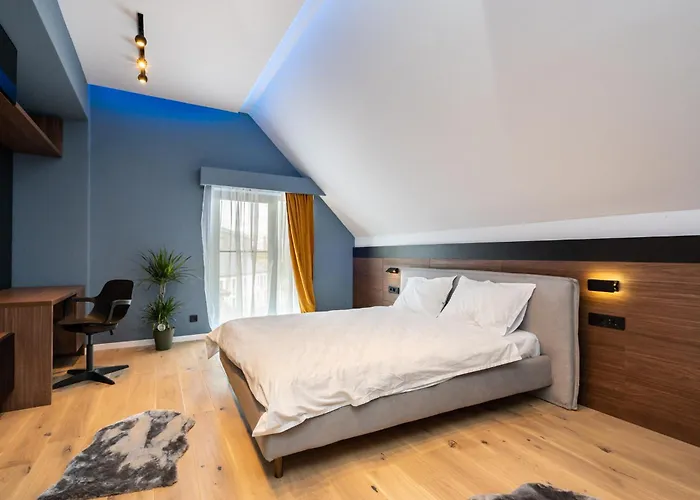 Апартаменти Sunflower - Chic Loft In Tineretului Бухарест