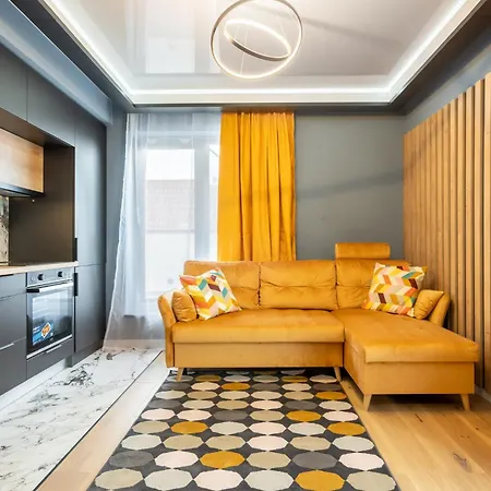 Sunflower - Chic Loft In Tineretului Bucharest